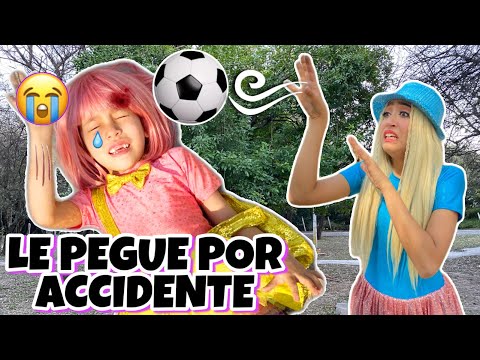 MIA SE GOLPEA CON UNA PELOTA⚽️/FRANCHESCA LE PEGA 😱
