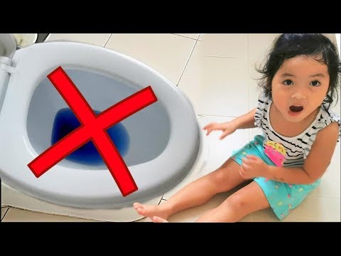 น้องใยไหม | หนูไม่ชอบชักโครกน้ำสีฟ้า มันคืออะไร?