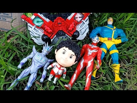 Menemukan Mainan Ultraman | Ultraman ROSO Kamen Rider W