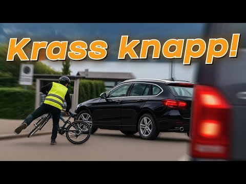 E-Scooter umgenietet, Fahrradfahrer stürzt vor Auto & viele dumme Manöver! | #GERMAN #DASHCAM | #303