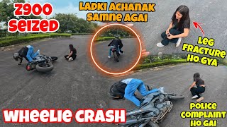 Wheelie gone wrong😱 on Z900 - Ladki achanak sai same agai💔 | Cute girl ka Leg fracture ho gya #z900