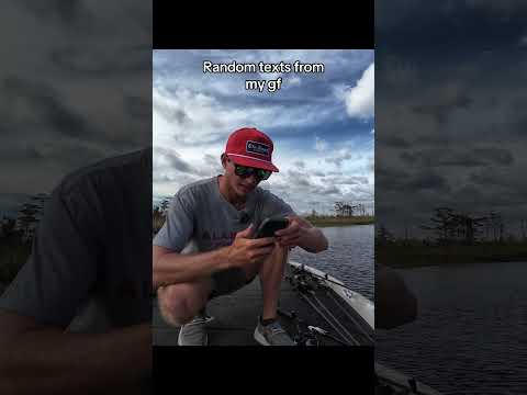 A horse of all things ๐คฃ #youtubeshort #bassfishing #goldenretriever #fishing