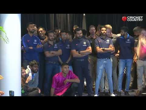 Shikhar Dhawan joins dancers on stage during cultural programme in New Zealand