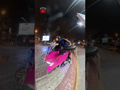 Un giro normale diventa caos: tamponato da uno scooter 🚨