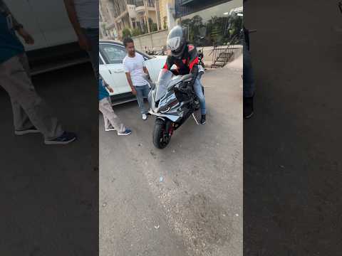 Bmw ko halkay m lay rha tha 🥲😁#ytshorts #shortvideo #shorts #bmw #bmws1000rr #bike