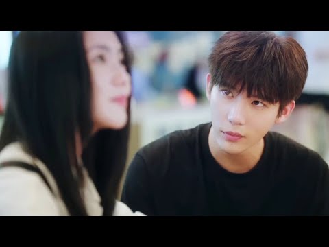 【陷入我们的热恋】下头男同学调侃女同学，栀总几句话怼的他们道歉，看呆陈路周！💘#最新電影#大陸電影#愛情電影 #陷入我们的热恋 #王安宇 #刘浩存