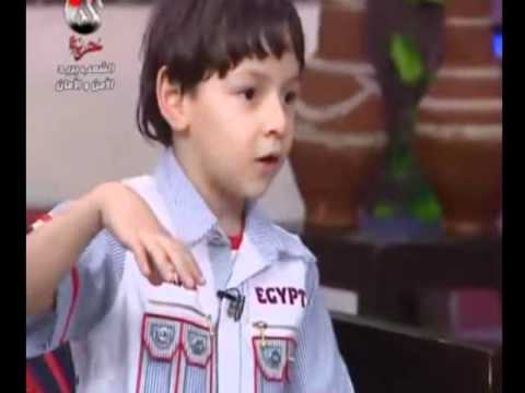 عم نجم يستضيف طفل صغير يلقي أشعار هشام الجخ