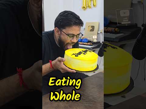 Eating 1 KG Cake #challenge