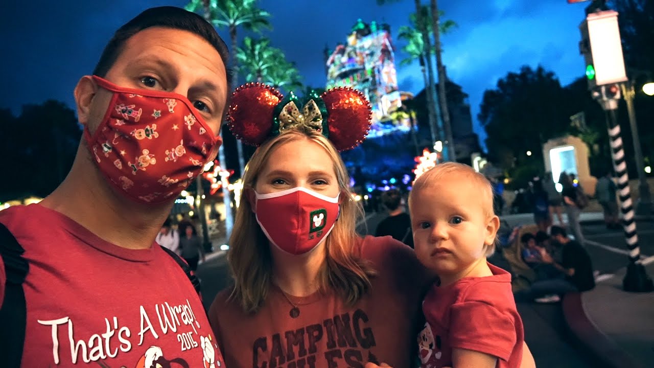 Disney's Hollywood Studios At Christmastime Can Turn Your Day Right Around! BEST Nighttime Park! The Tim Tracker