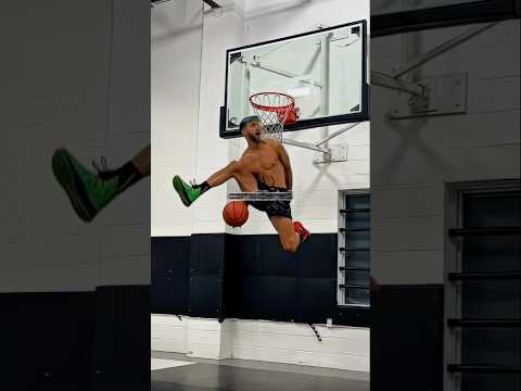 This Man Did the Hardest Dunk in Human History