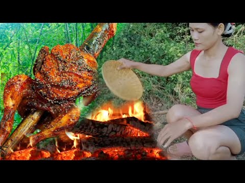 Simple chicken roasted in the rainforest Survival in jungle