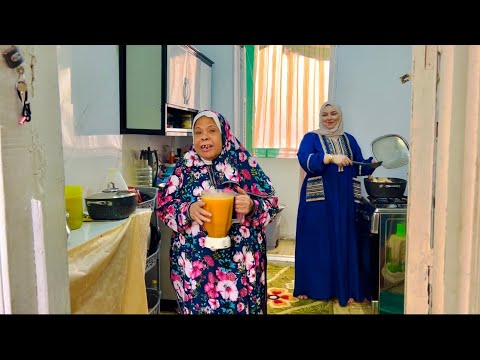 عزومه اول يوم رمضان لازم يكون عندها علشان كدا خليتهم يعرفوا ان مرات ابنهم مفيش زيها👌