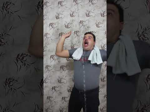 قرد | قرد يتبول | مقطع مضحك | قرد مضحك | القرد المجنون | الرجل الغبي