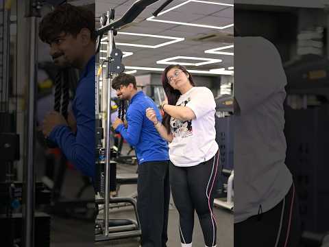 Girlโs at gym ๐๐ #shorts #comedy #gym #gymvideo