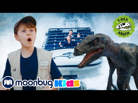 Dinosaurs & Jurassic World at Universal Studios Hollywood! - Kids Show | MOONBUG KIDS - Superheroes