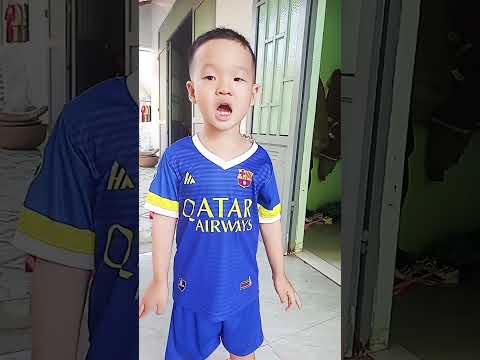 Bong bóng rơi hồ cá #shorts