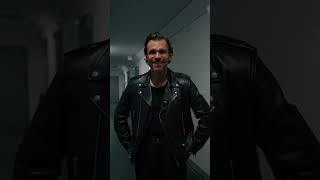 "Každá halí svoji tvář..."