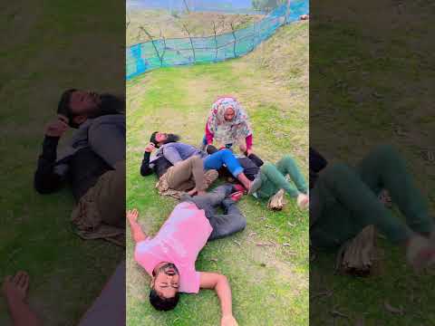 মেয়েরা নতুন খেলনা পেলে যা করে😜🤣#family #shorts