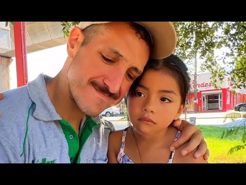 Encontramos al vendedor mas honesto y así lo recompensamos para salvar a su hija😭