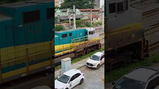Trem de passageiros da Vale estacionado na Estação Central de Belo Horizonte #efvm #ferrovia #mg