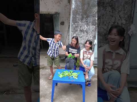 Cậu bé nghịch ngợm - Naughty boy #shorts