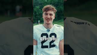 BEZ HELMY: Vojtěch Vojtěch 🏈