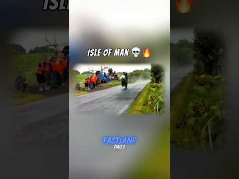 These bikers are averaging 300+ km/h💀 #automobile #viralshort