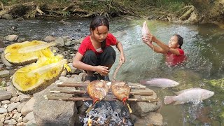 Survival in the rainforest, Catch and cook red fish with chili sauce, Is tasty food for dinner