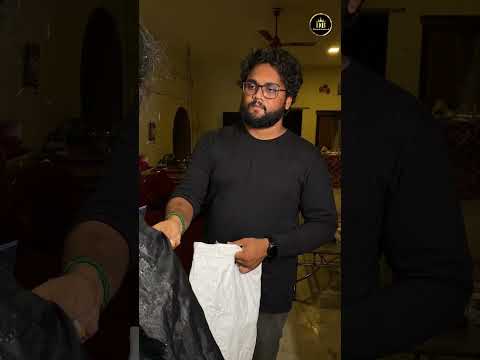 Swiggy Delivery Girl Got Insulted by a Rich Man | Yash Gupta | Renu | Dashboard #shorts