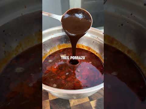 ¡Cómo preparar una michelada de maruchan!                           #michelada #mariscos #pakoyaso