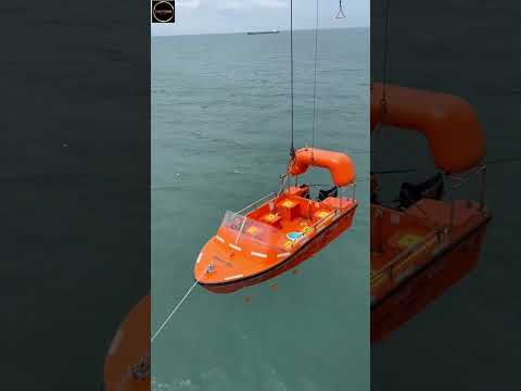 This boat can never sink ๐ฑ๐ฑ๐ฑ๐ฑ#facts #shortsviral #vikascomfacts