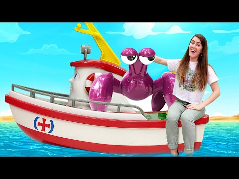 Barcos y coches de juguete. Juegos para niños pequeños