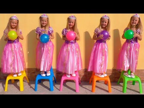 Rapunzel FOI CLONADO - Aprendendo cores com bolas, Five little babies jumping on the bed song colors