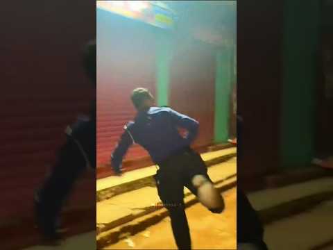 Bangladeshi police🇧🇩🥶.