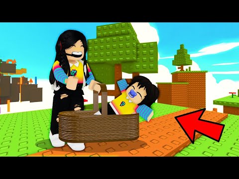 NO DEJES QUE EL BEBÉ SE CAIGA EXTREMO 💀👶  Roblox con mi hermanita | paolazgames