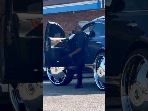 @Kee_901  Hopping Out that FX Infiniti on 32’s