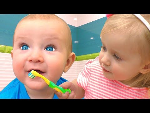 Cepillarse Los Dientes + otras Canciones Infantiles con Katya y Dima