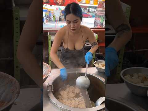 She Cooks The Best Meat Noodle In Thailand