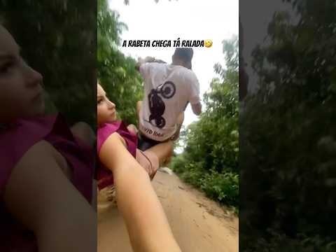 A rabeta chega ta… 🤣👀 #trilha #trilhao #motocross #trilhaoffroad #grau #trilhasoffroad