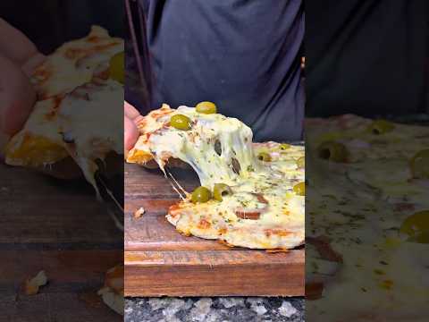 FIZ UMA PIZZA DE FRIGIDEIRA FÁCIL E RÁPIDA 🍕..#pizzadefrigideira #pizzafacil