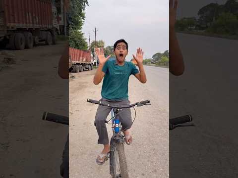हमारे देश के तिरंगा को यह क्या बोल दिया 🇨🇮😱#shorts #youtube #trending #viral#india#flag#anshkimummy