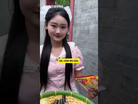 Tôi ăn vặt miễn phí ở trường #Shorts
