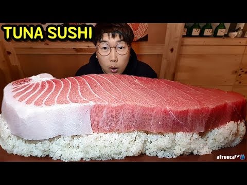 50만원짜리 2.5키로!! 초대형 참치초밥 1피스.. 먹어보았습니다!!! Tuna sushi mukbang 야식이 먹방