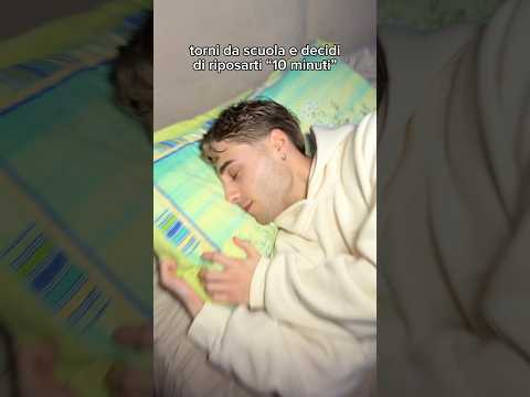 Quando DORMI “10 MINUTI” DOPO la SCUOLA😂