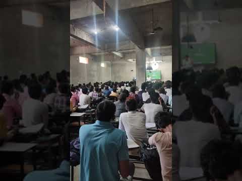 आदमी दुखी क्यों रहता है? क्योंकि वो सच को स्वीकार नहीं करता  #motivation #subhashcharan