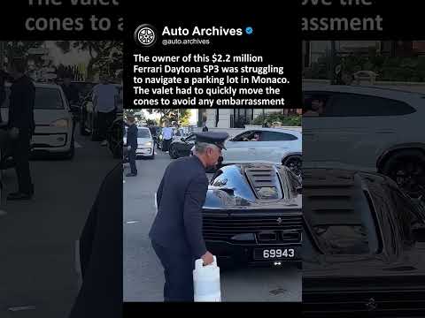 Ferrari Daytona SP3 owner almost causes a mishap