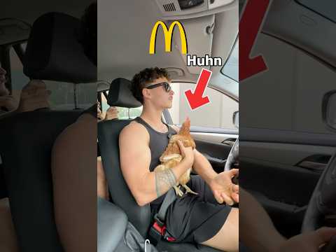 McDonald’s VS. mein Huhn😂