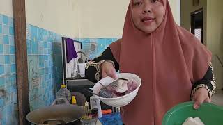 Masak Ikan Bandeng Goreng Sambel Tempong Dan Lalapan