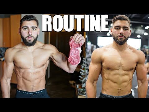 Full Day Of Eating and Training to Stay Shredded