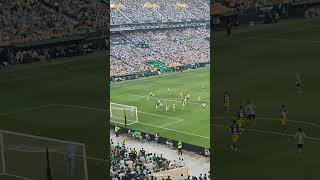 Dmitrovic!! Buen despeje de puños en falta de Fornals!! 04-04-26 #rcdespanyol  #realbetis #football